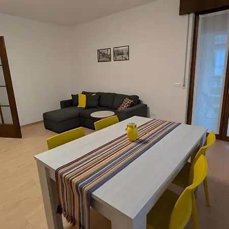 Charming Garda Apartamento