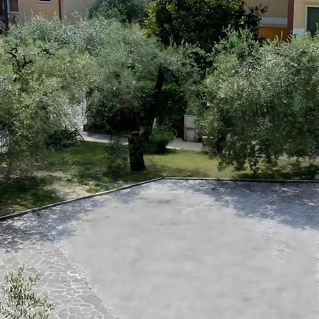 Charming Garda Apartamento Torri Del Benaco