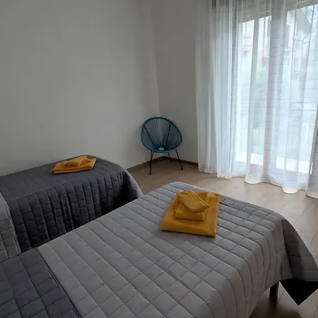 Charming Garda Appartement *